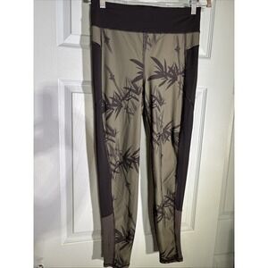 Sweaty Betty Sz Medium Leggings. Bamboo Design. Hole Bottom Of Leg. See Pics.